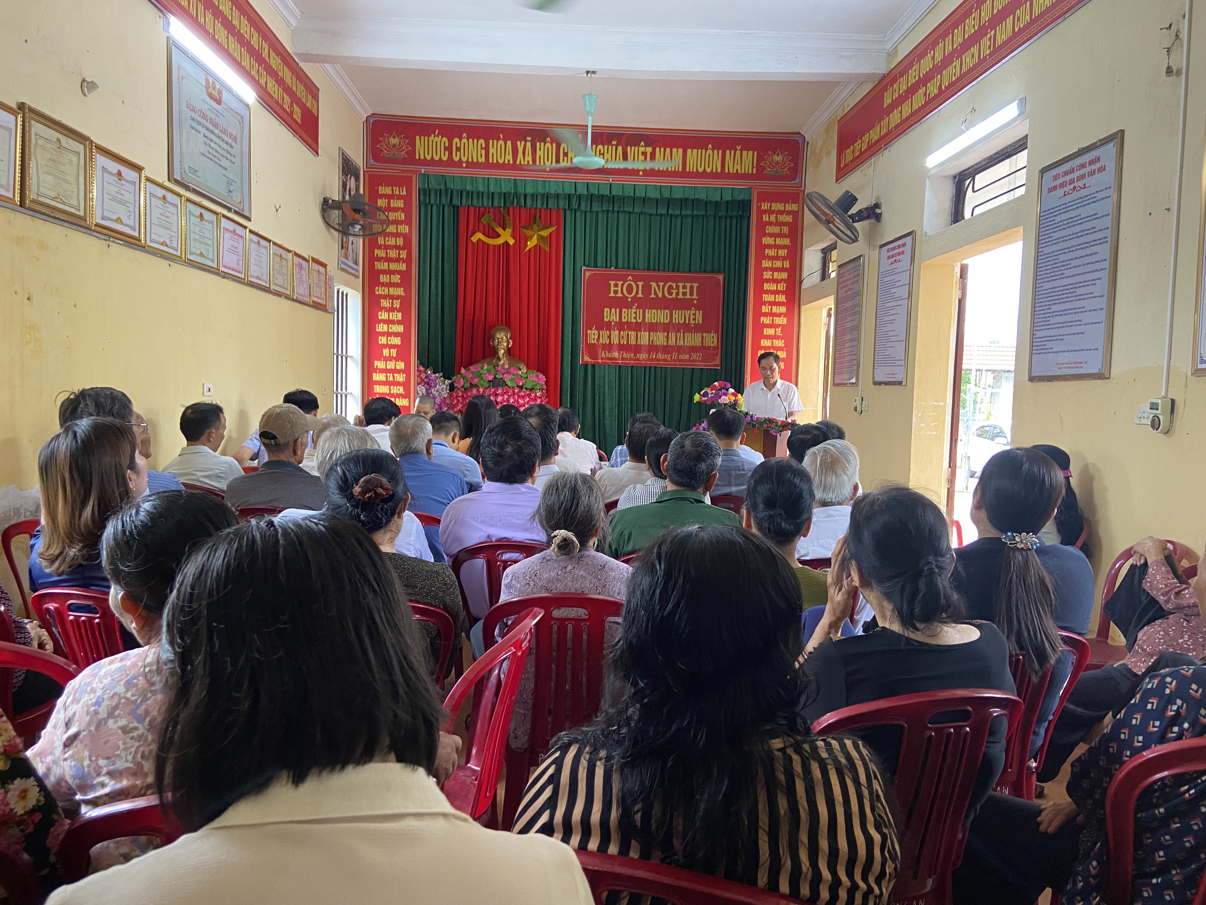 Hội nghị tiếp xúc cử tri tổ đại biểu số 4 HĐND huyện trước kỳ họp thường lệ cuối năm 2022 với cử tri xóm Phong An