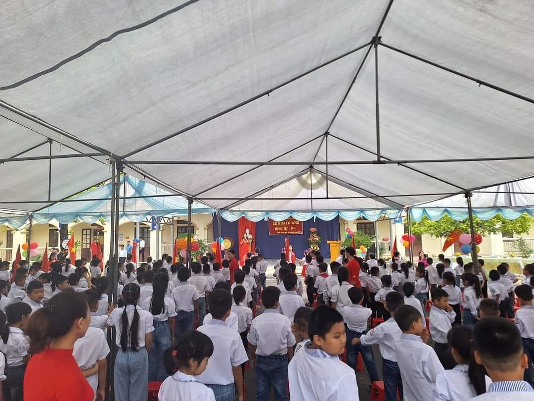 Lễ khai giảng năm học 2023-2024 tại Trường Tiểu học xã Khánh Thiện